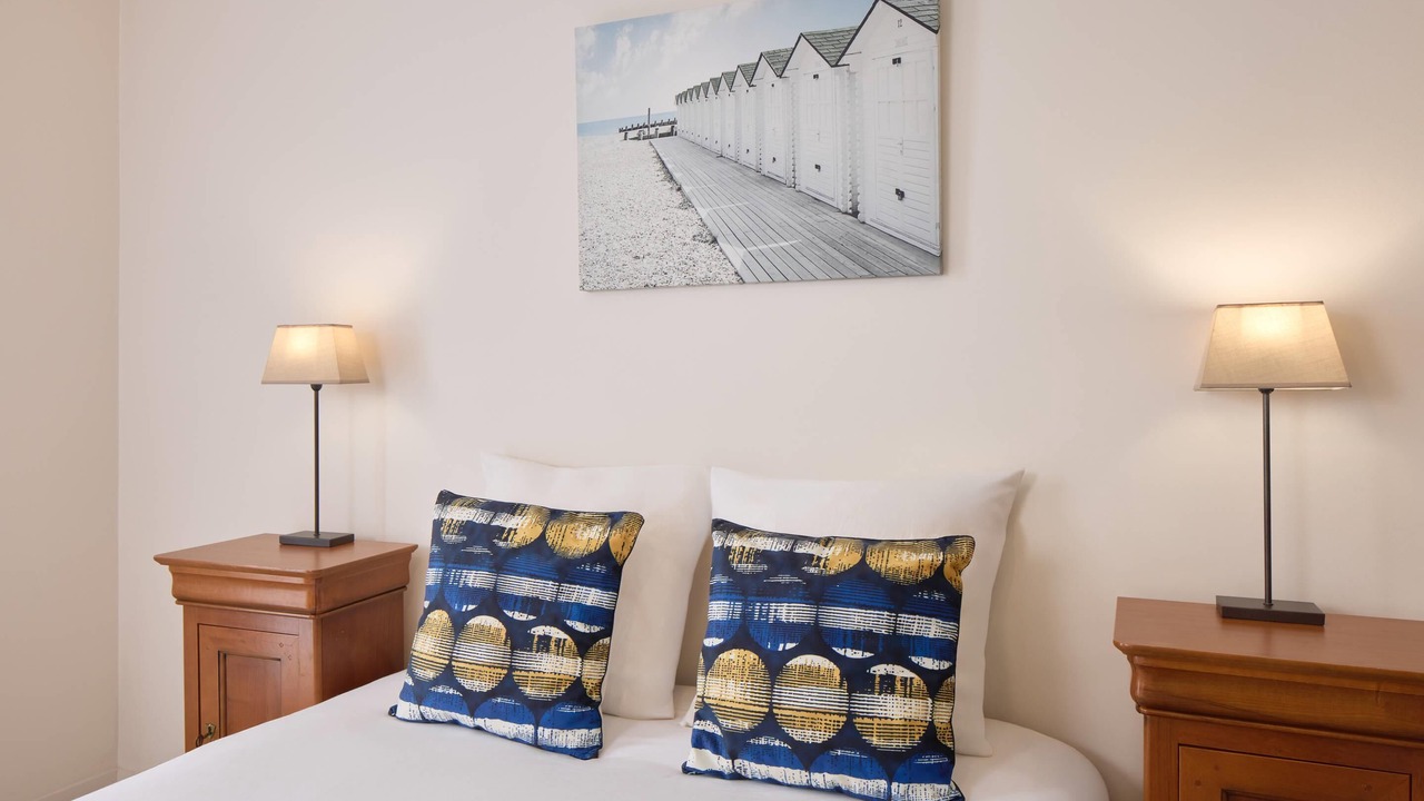 Photo of Others in Bruz