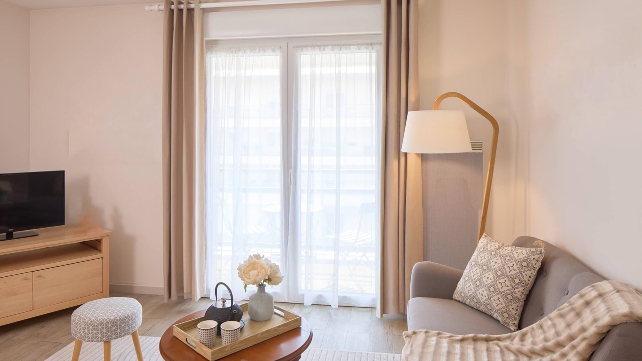 Photo of Others in Bruz