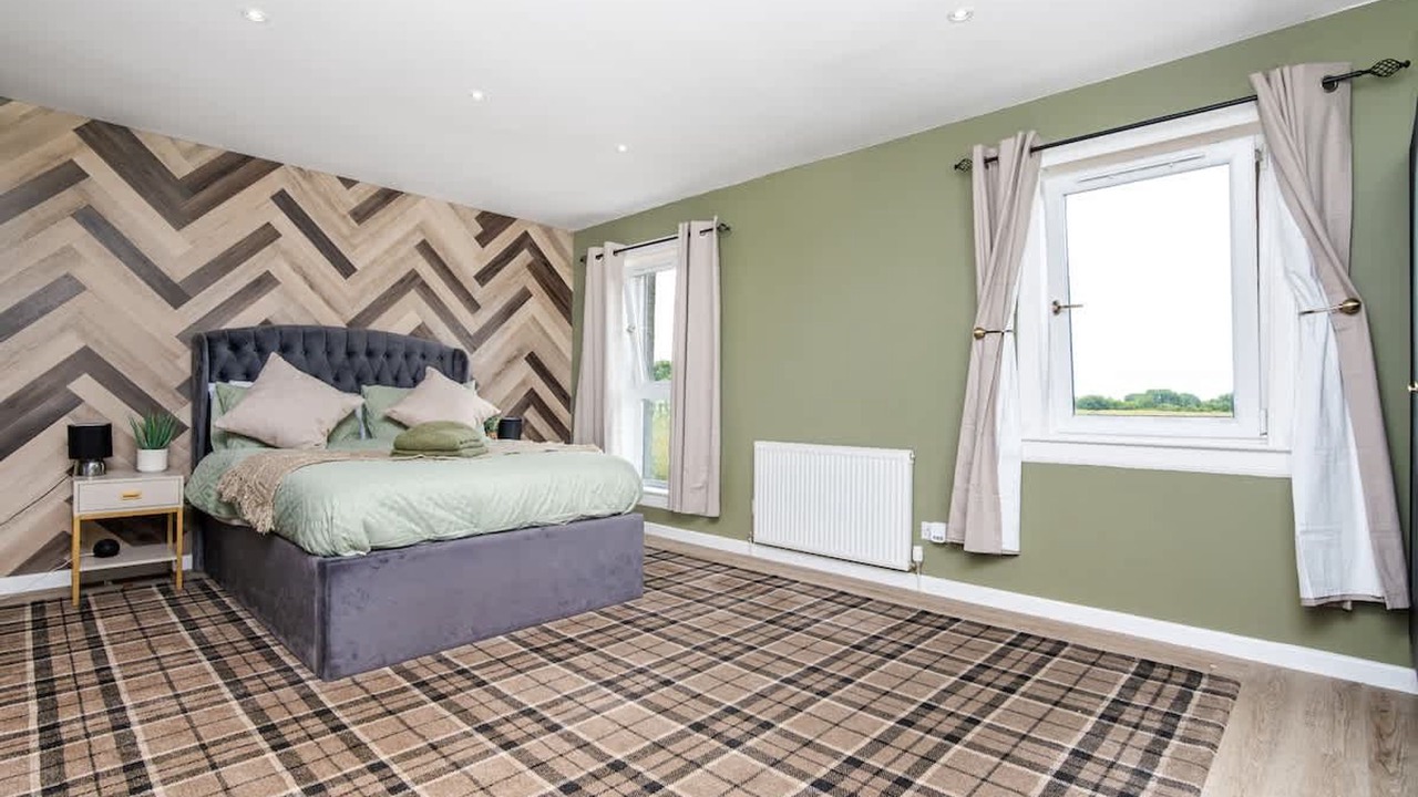 Photo of Others in Rosyth