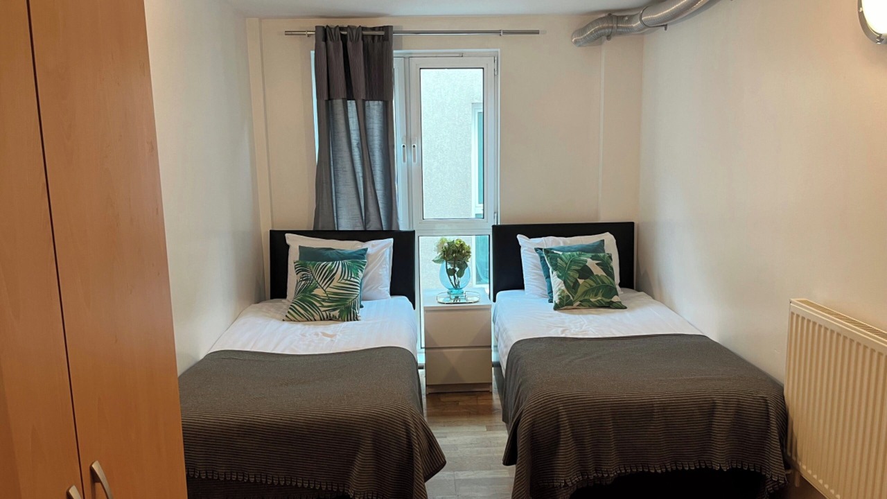 Photo of Others in Bunhill