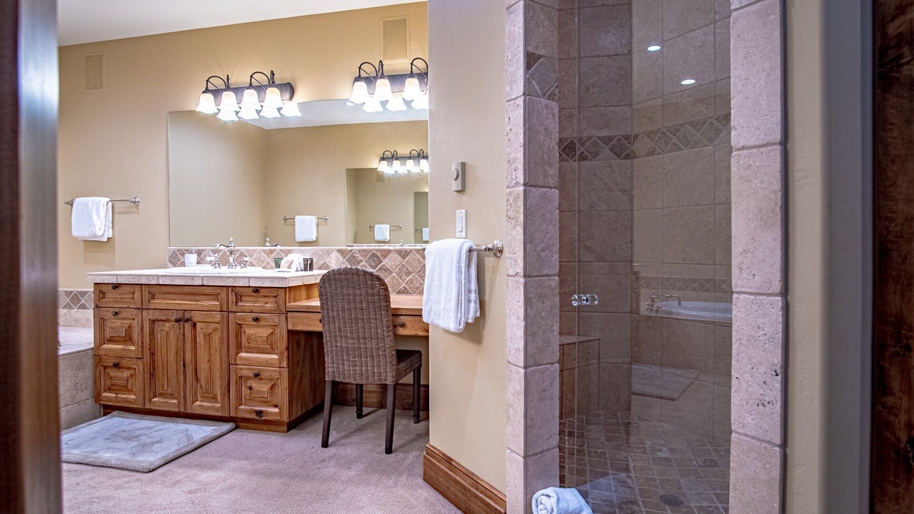 Photo of Bathroom in Warm Springs