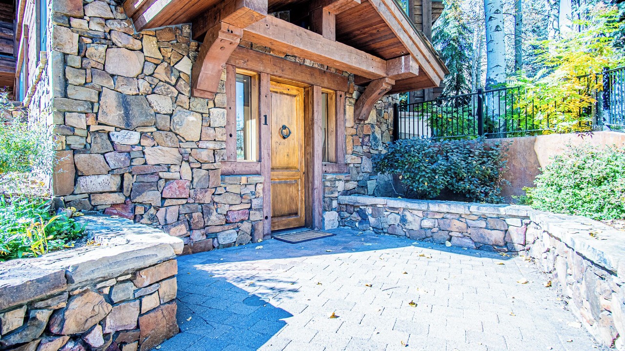 Photo of Outdoor in Warm Springs