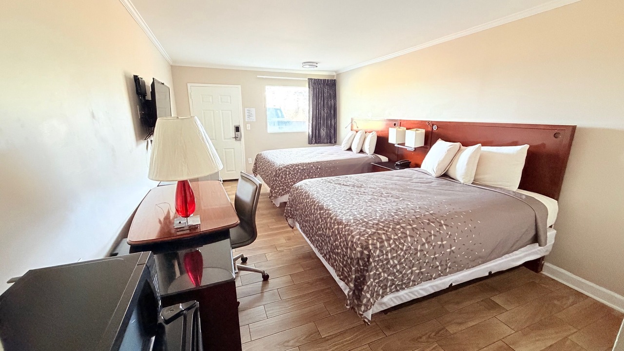 Photo of Bedroom in Dawson