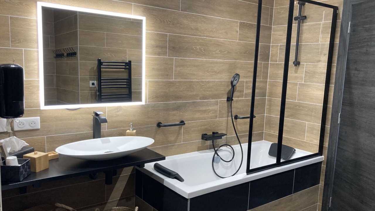 Photo of Bathroom in Grandvillers