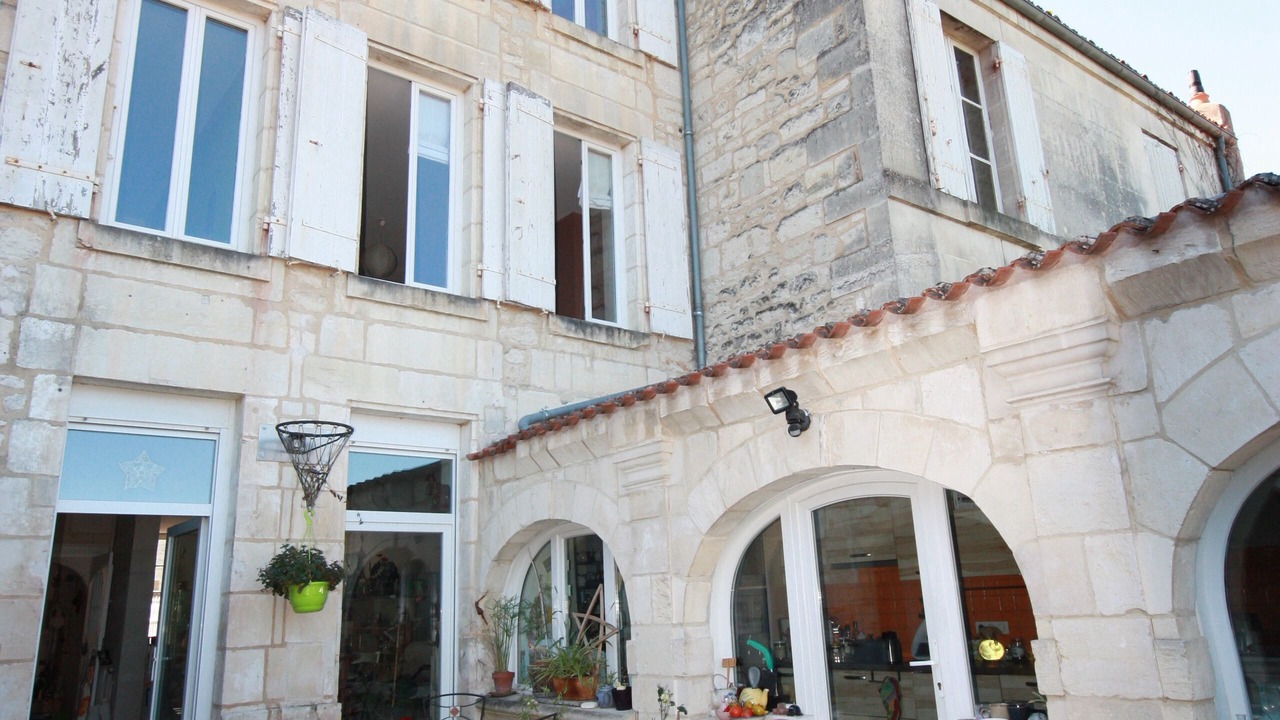 Photo of Outdoor in Saintes