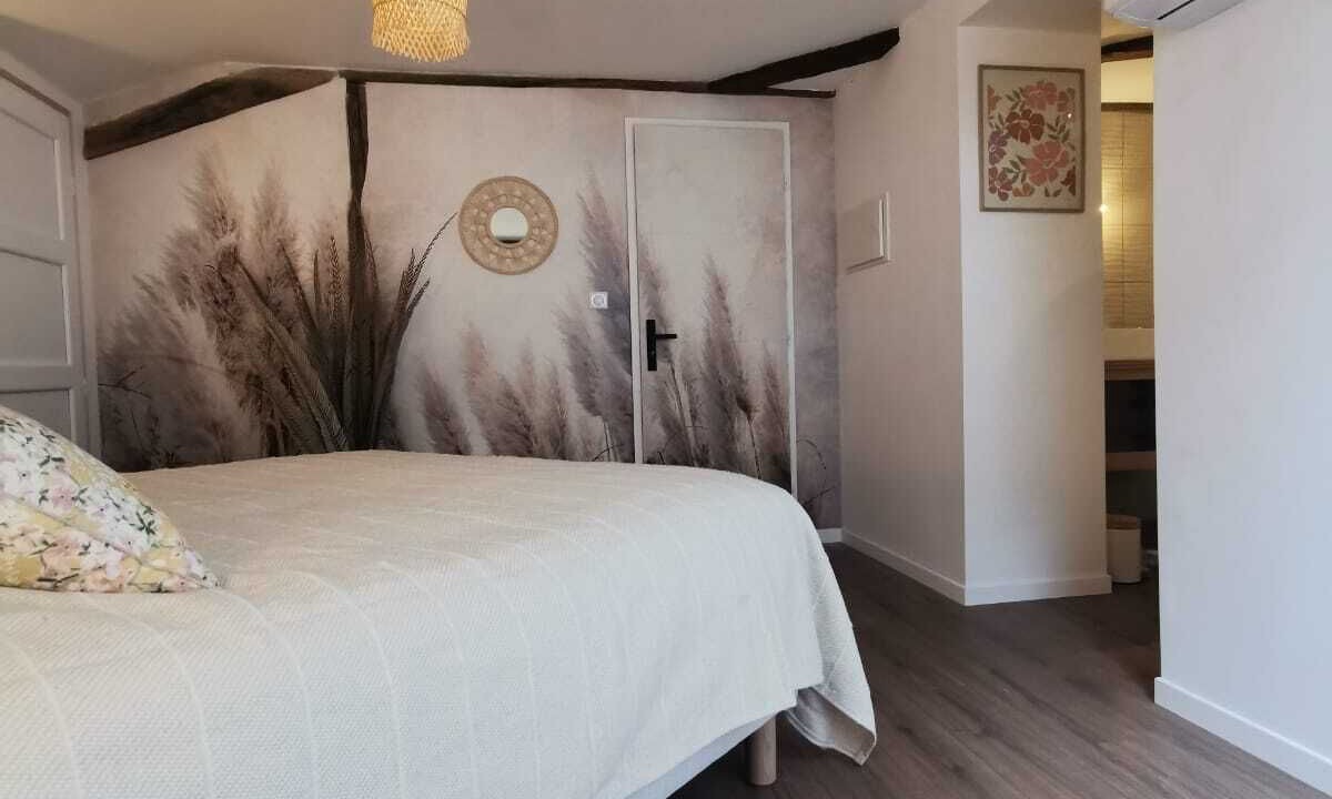 Photo of Bedroom in Vic-Fezensac