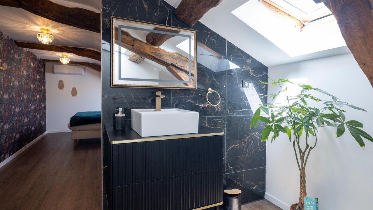 Photo of Bathroom in Vic-Fezensac
