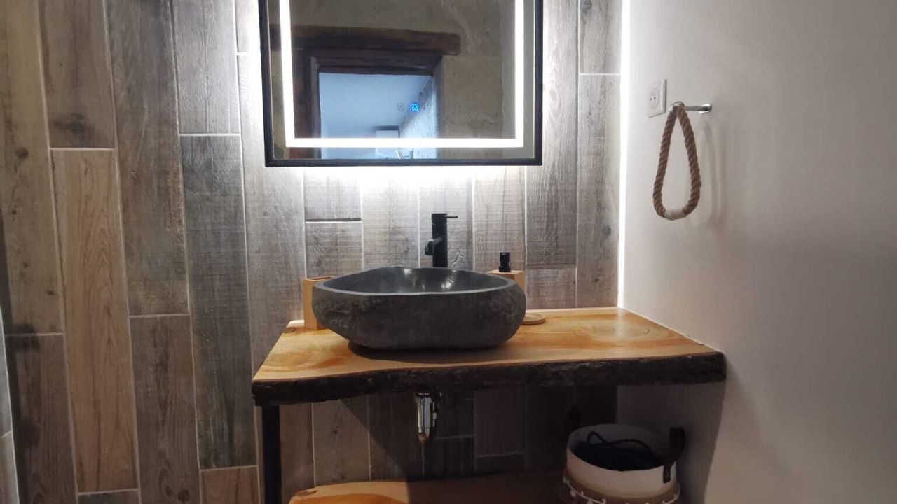 Photo of Bathroom in Vic-Fezensac