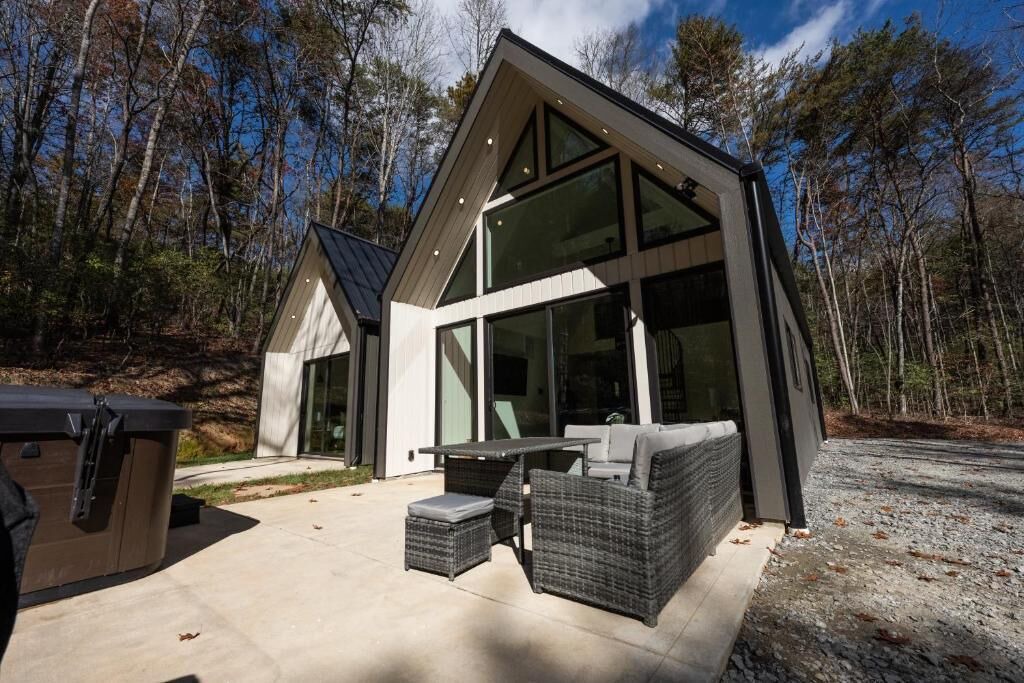 Photo of Outdoor in Balsam Grove