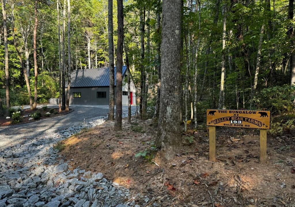 Photo of Outdoor in Balsam Grove