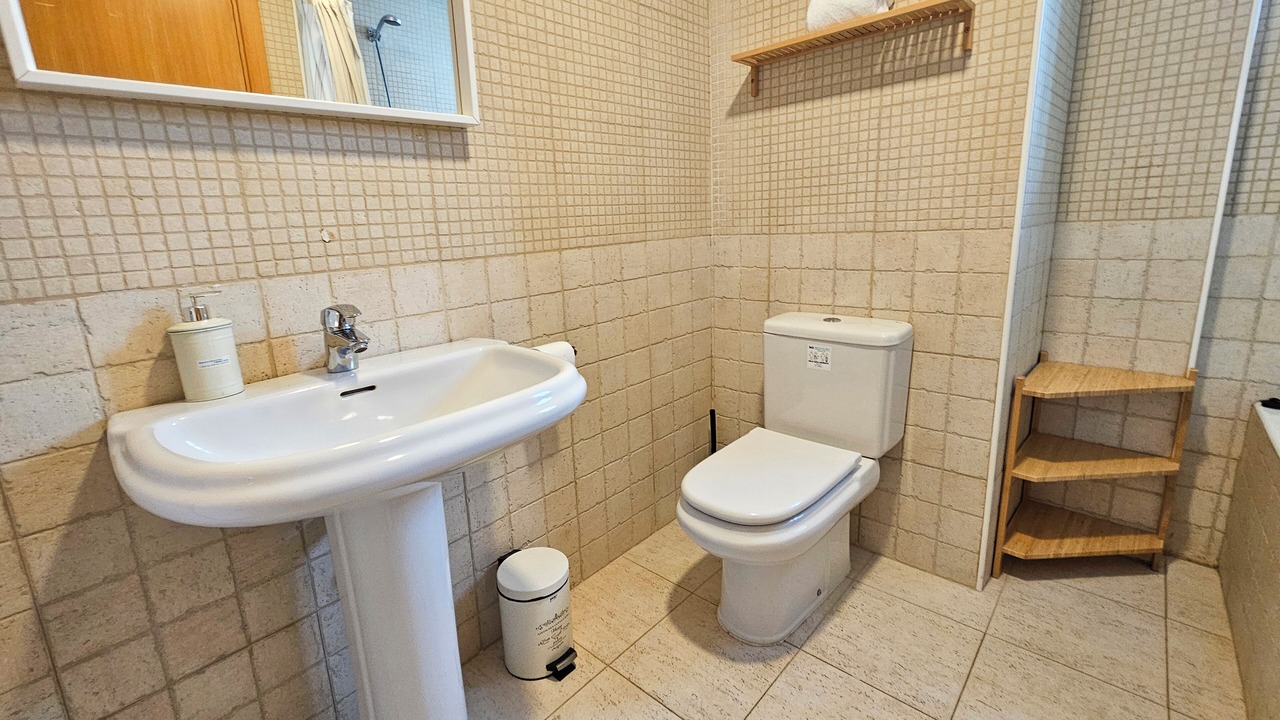Photo of Bathroom in Escarrilla