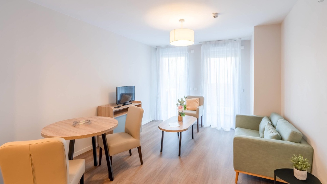 Photo of Bedroom in Moissy-Cramayel