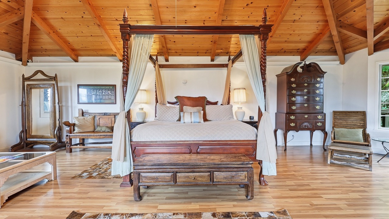 Photo of Others in Geyserville