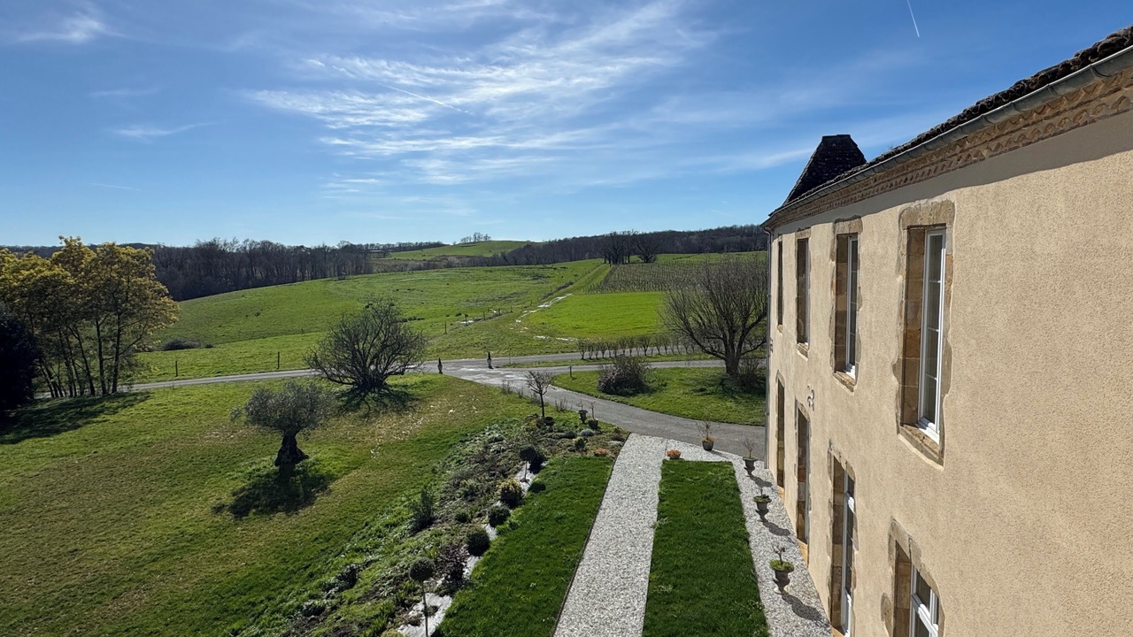 Photo of Outdoor in Loubedat