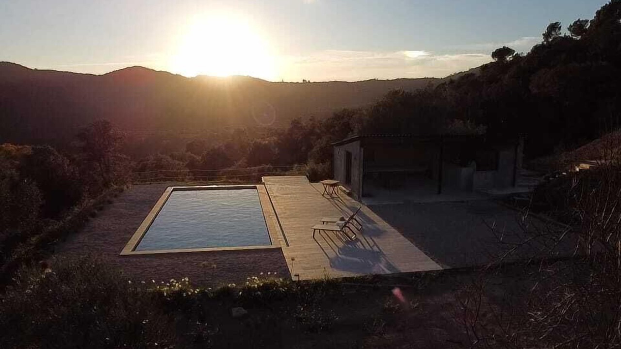 Photo of Outdoor in Quart