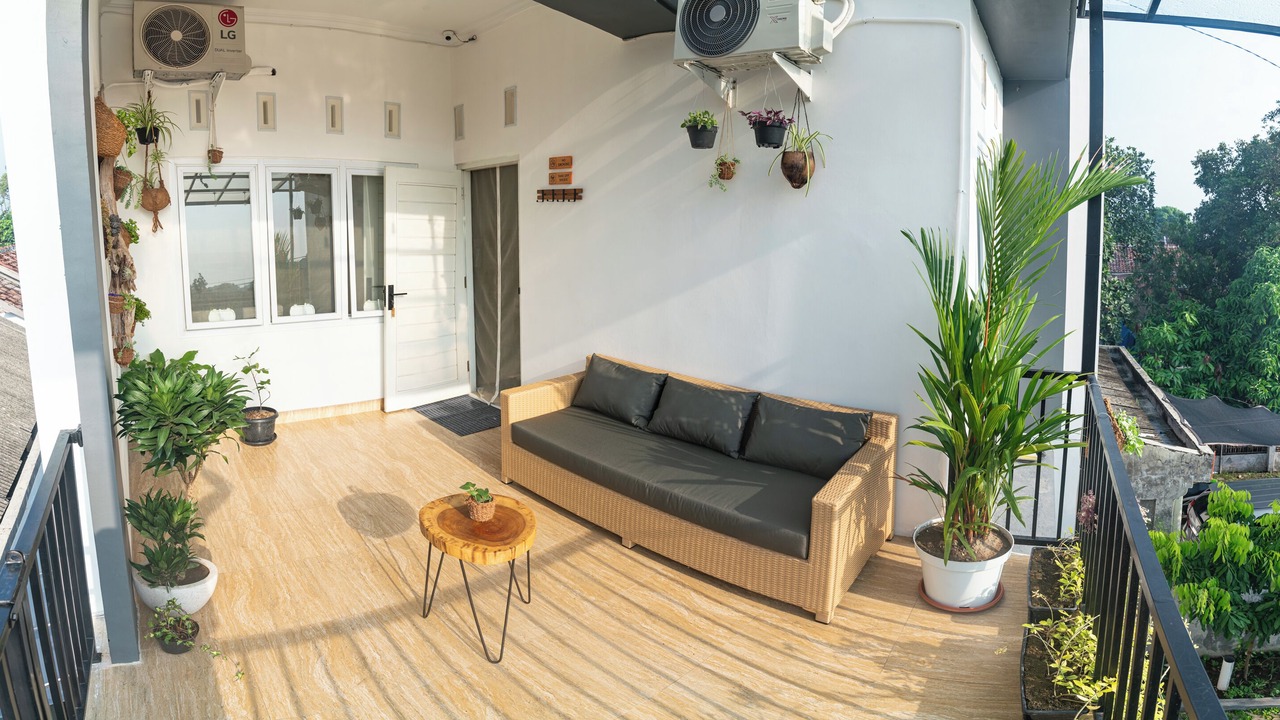 Photo of Patio Balcony in Kasihan