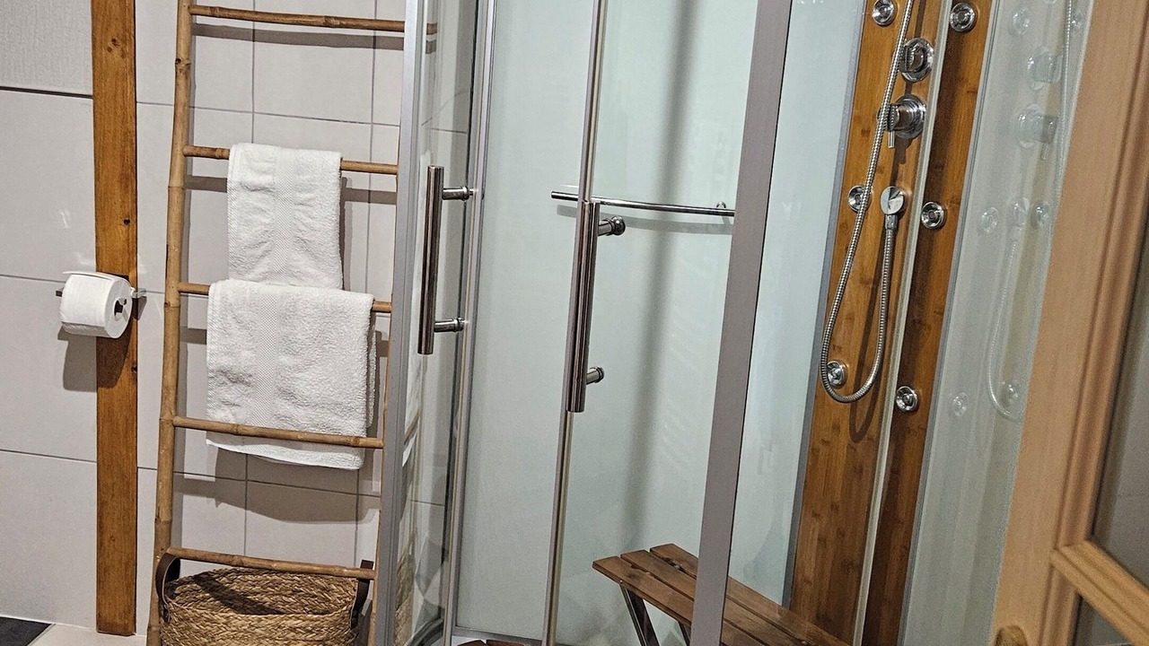 Photo of Bathroom in Mantilly