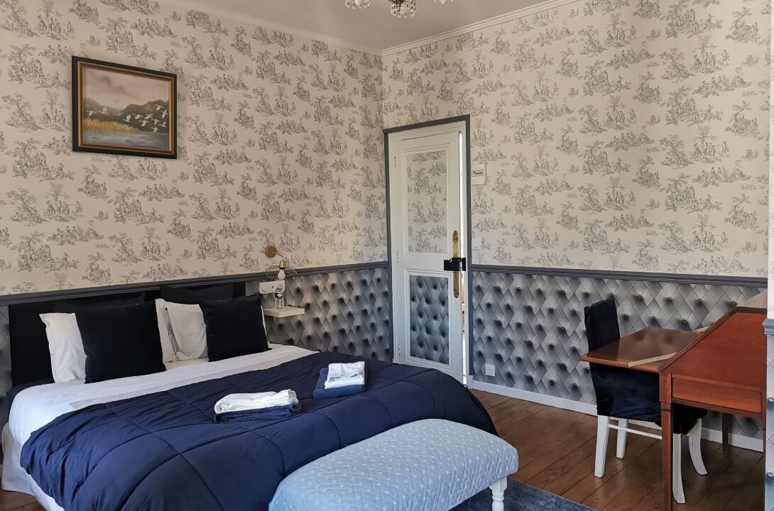 Photo of Bedroom in Plailly