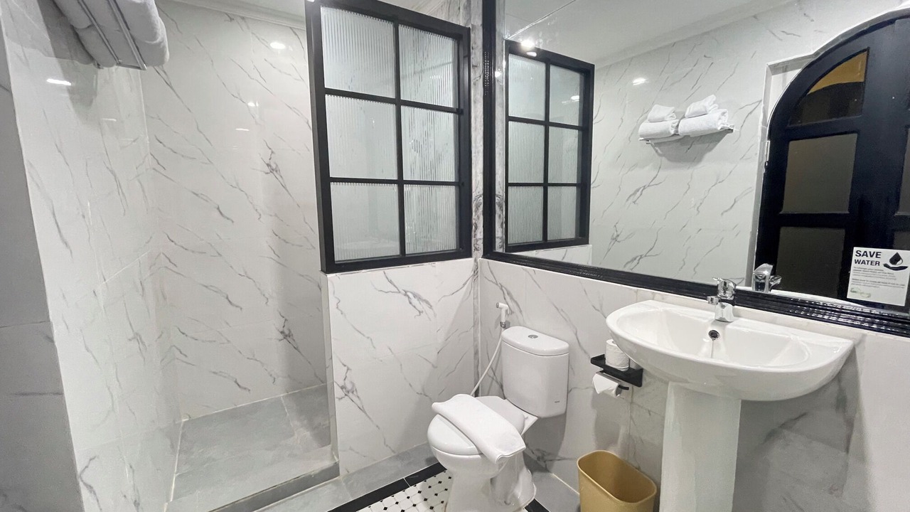 Photo of Bathroom in Palu