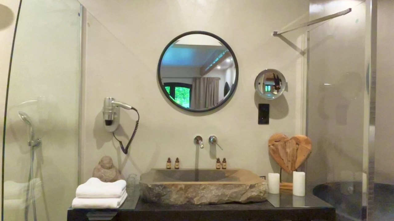 Photo of Bathroom in Saint-Hippolyte-du-Fort