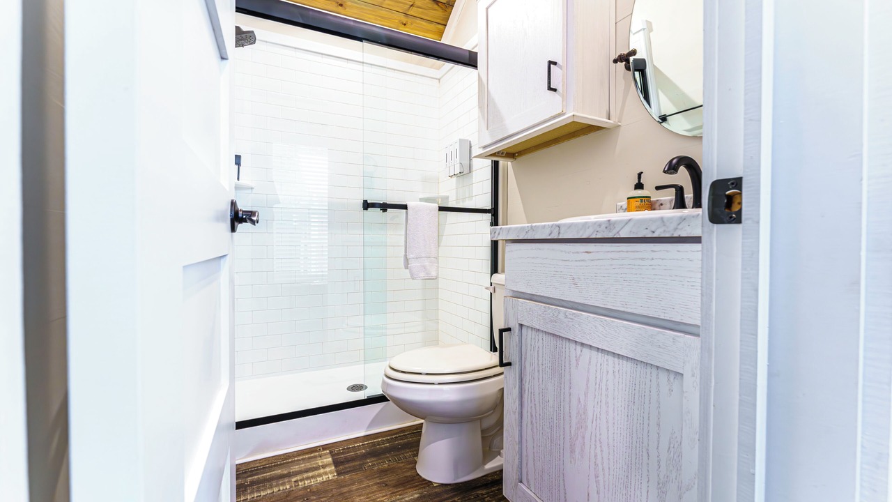Photo of Bathroom in Baker County