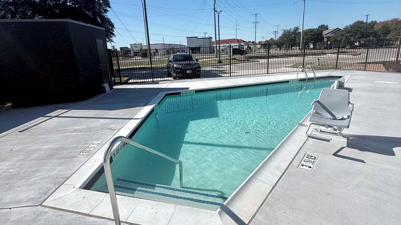 Photo of Outdoor in Garland