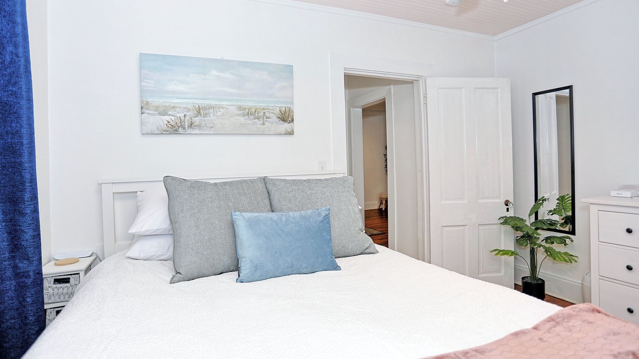 Photo of Outdoor in Thunderbolt