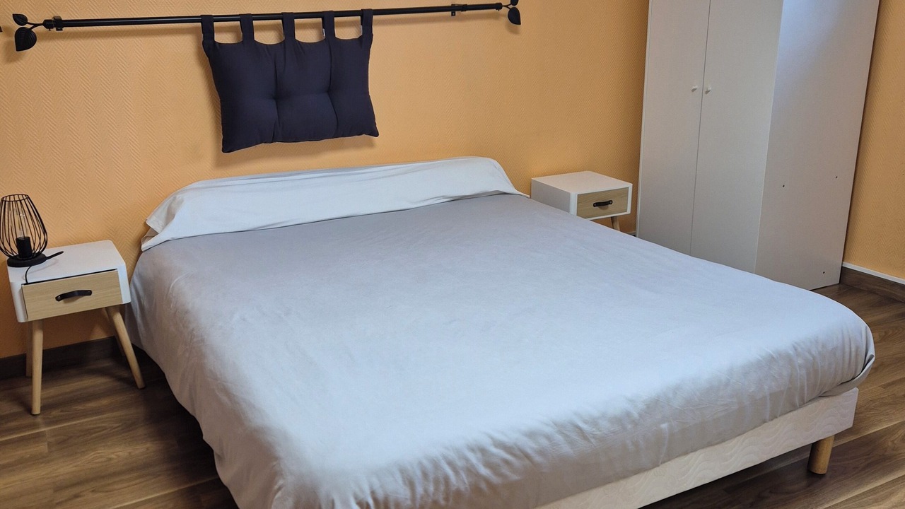 Photo of Bedroom in Lery