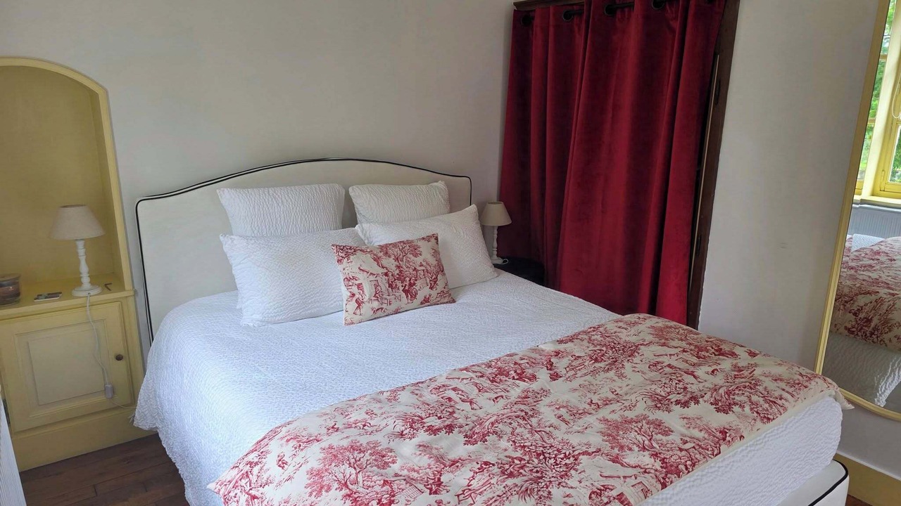Photo of Bedroom in Laignes