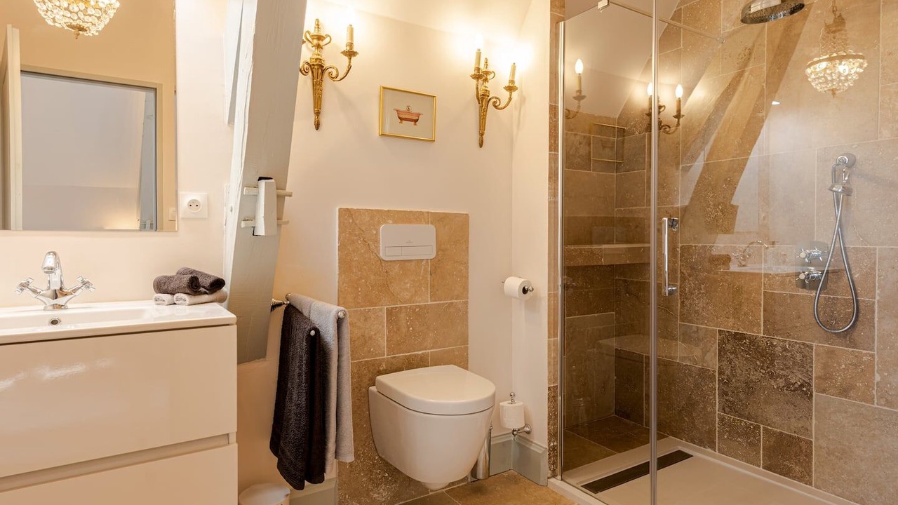 Photo of Bathroom in Saint-Justin