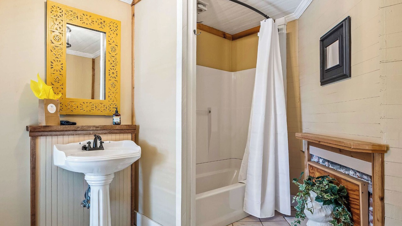 Photo of Bathroom in Carrabelle