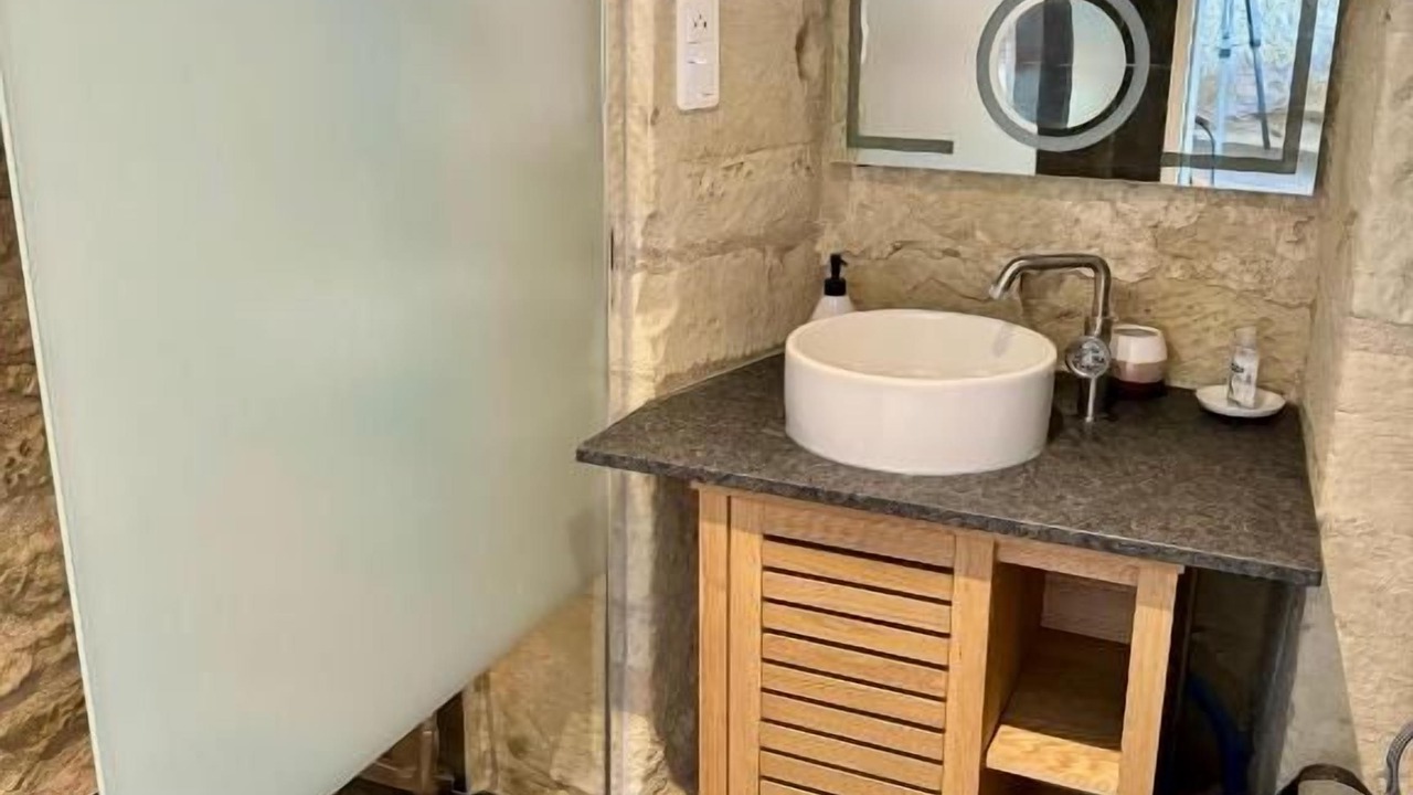 Photo of Bathroom in Beaumont