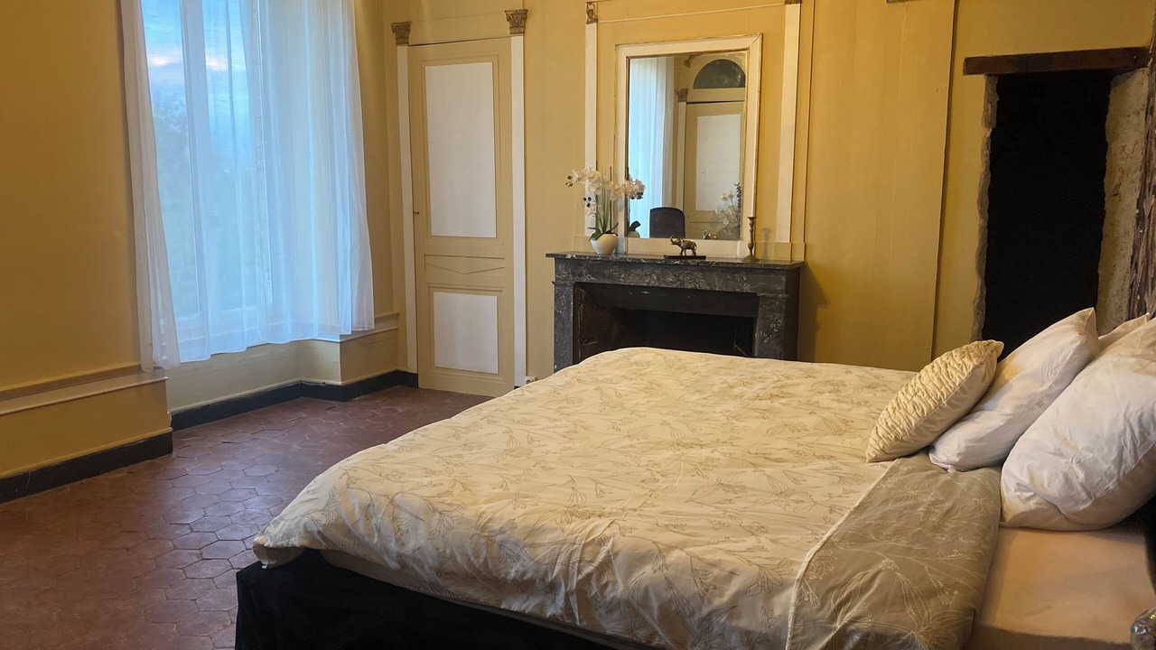 Photo of Bedroom in Saint-Cyr-en-Pail