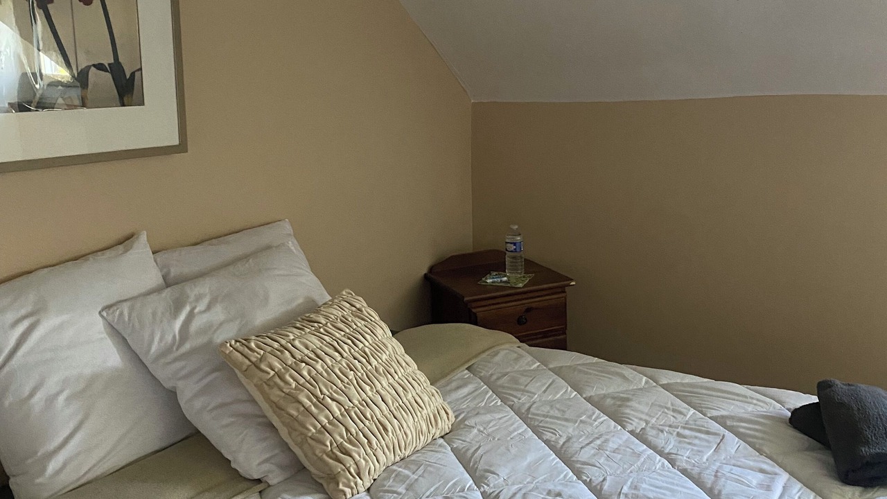 Photo of Bedroom in Saint-Cyr-en-Pail
