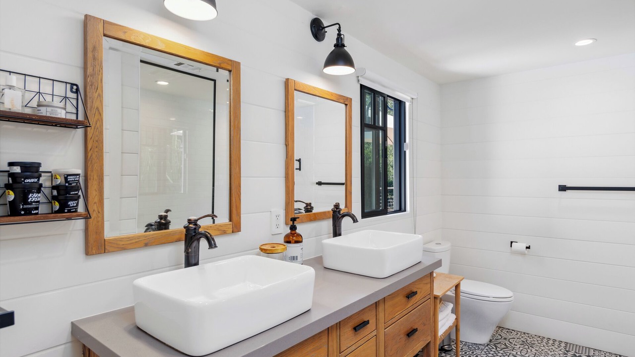 Photo of Bathroom in Western Malibu