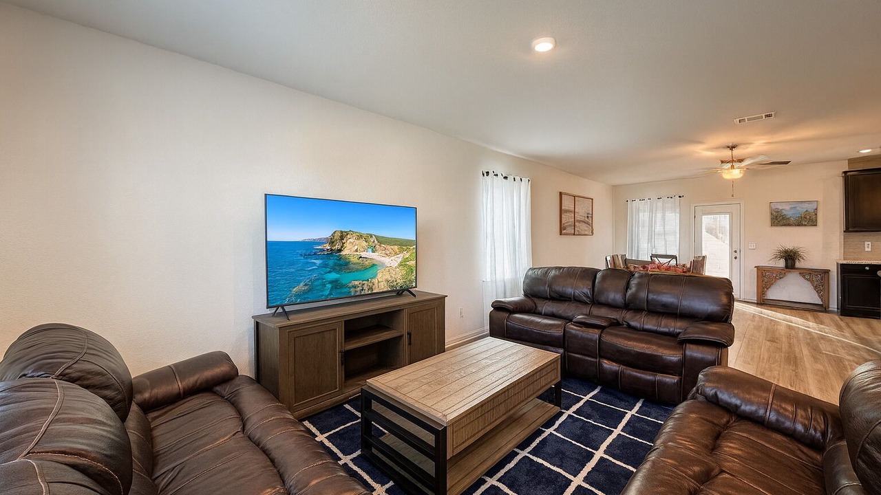 Photo of Livingroom in Del Valle