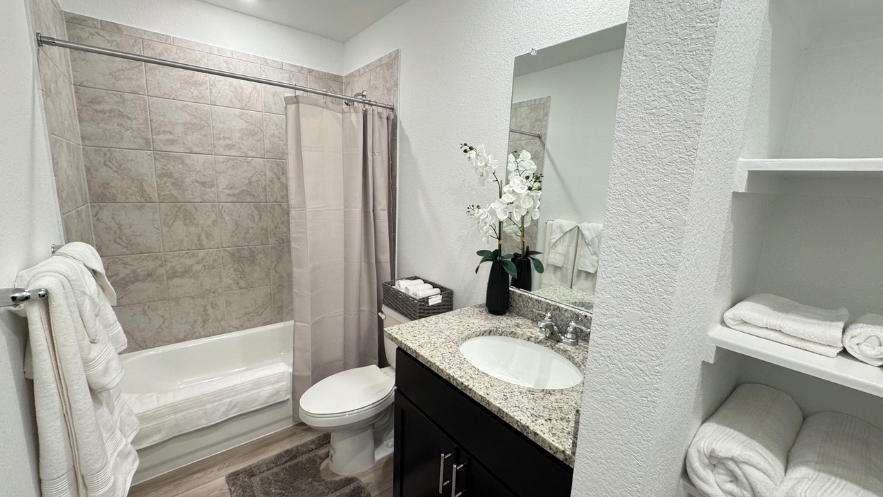 Photo of Bathroom in Del Valle