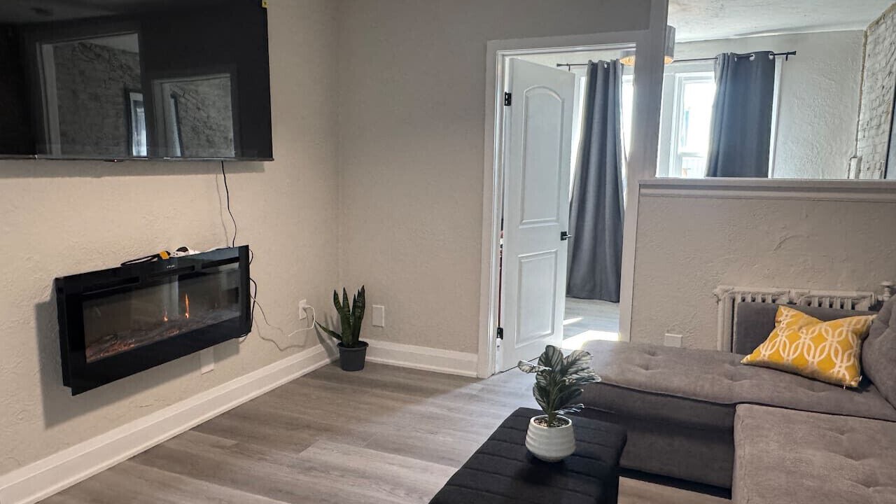 Photo of Livingroom in Downtown London