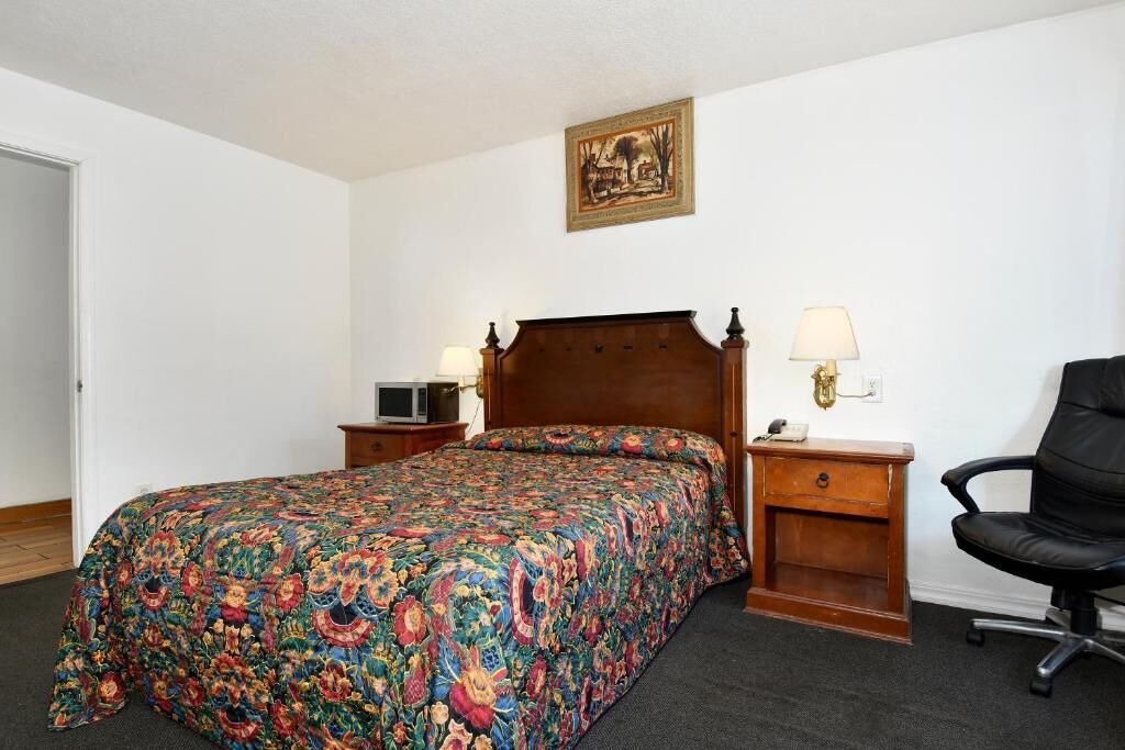 Photo of Bedroom in Overlook