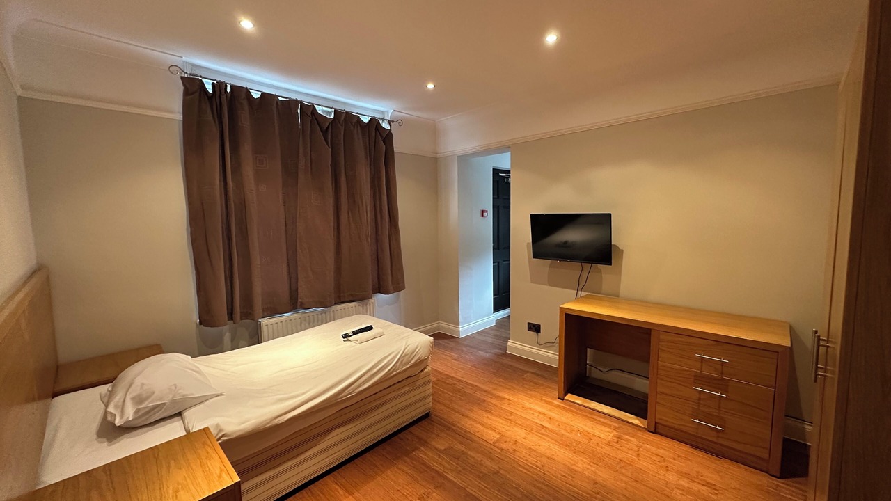 Photo of Bedroom in High Wycombe
