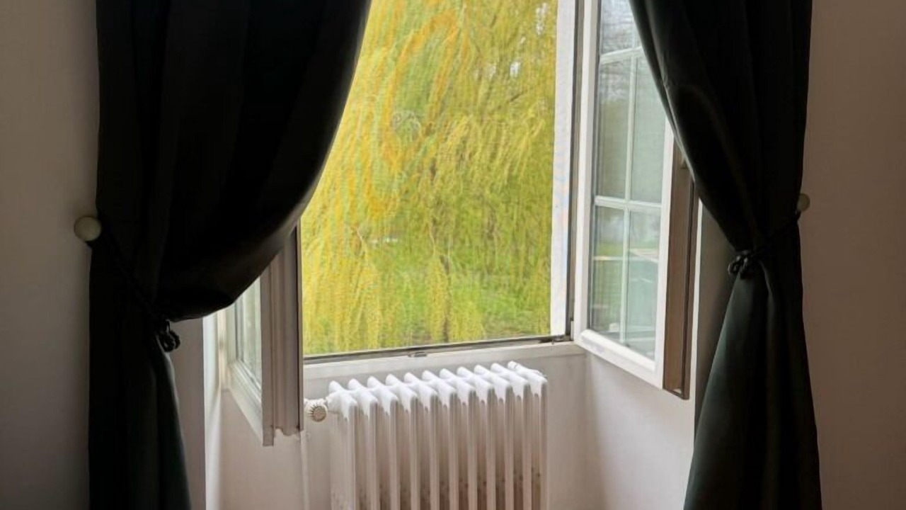 Photo of Bedroom in Sommieres-du-Clain