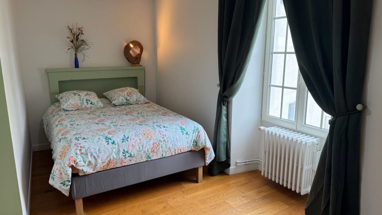 Photo of Bedroom in Sommieres-du-Clain