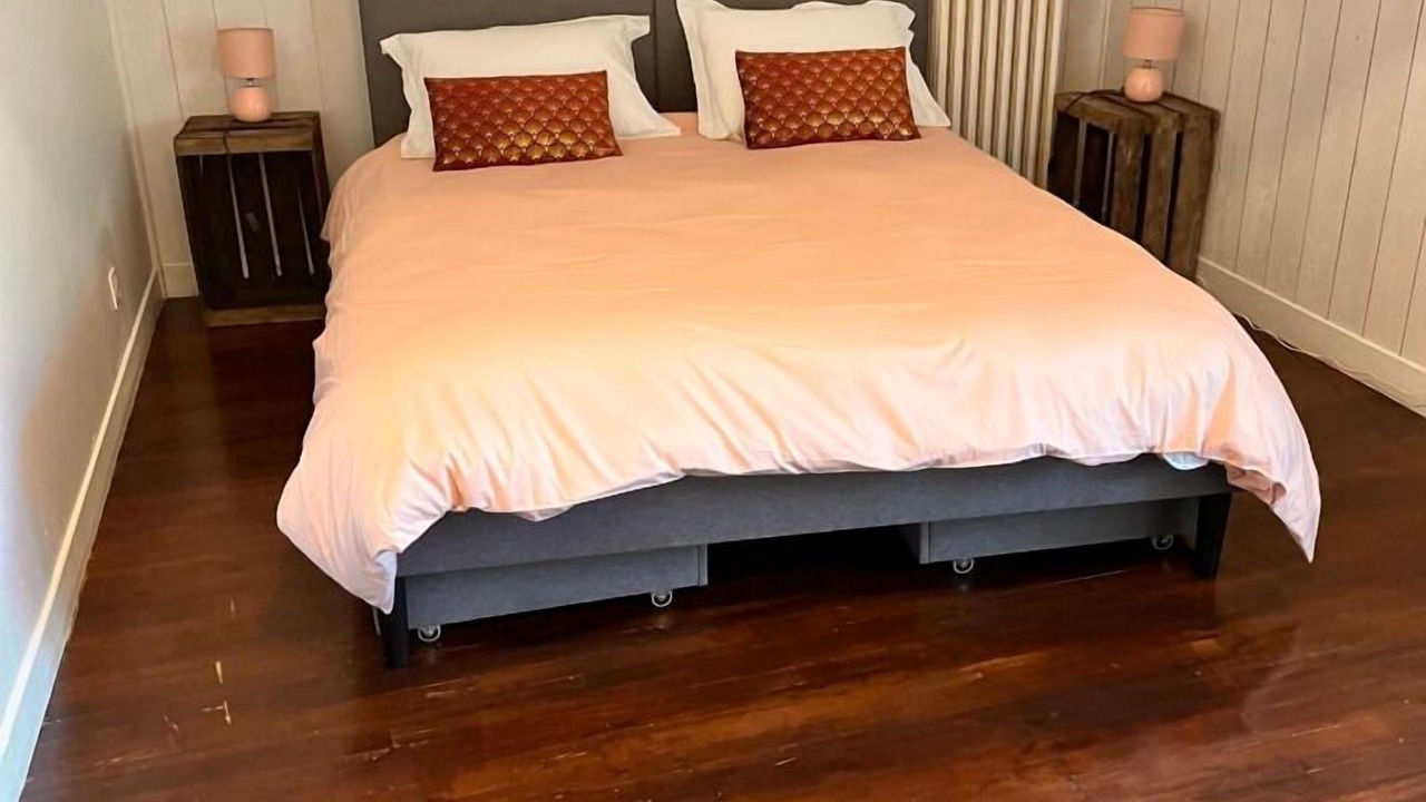 Photo of Bedroom in Sommieres-du-Clain