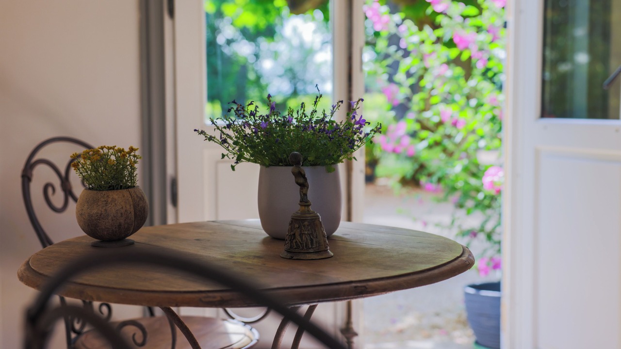 Photo of Others in Vire