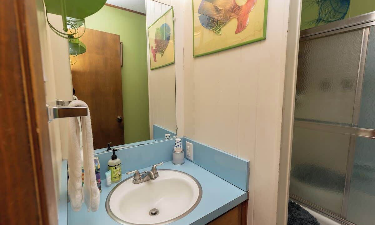 Photo of Bathroom in Kingsland