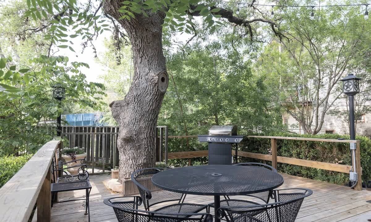 Photo of Outdoor in Kingsland
