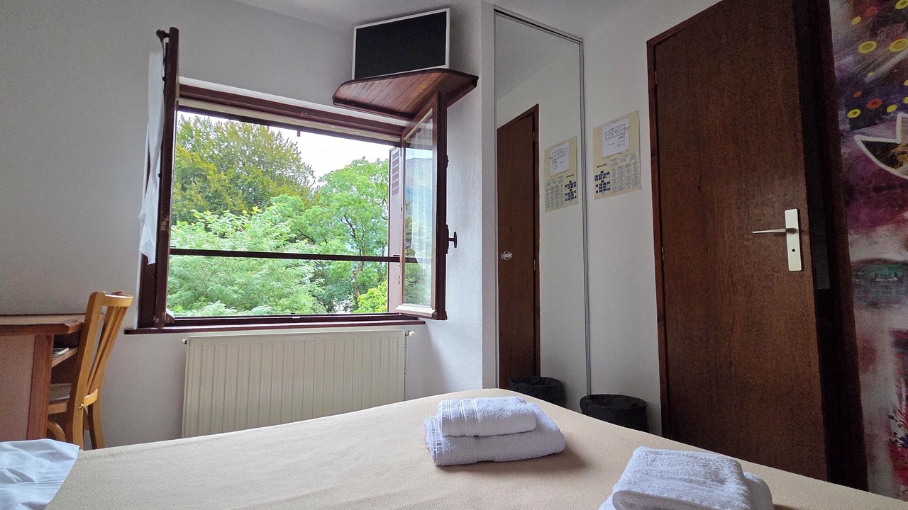 Photo of Bedroom in Pierrefitte-Nestalas