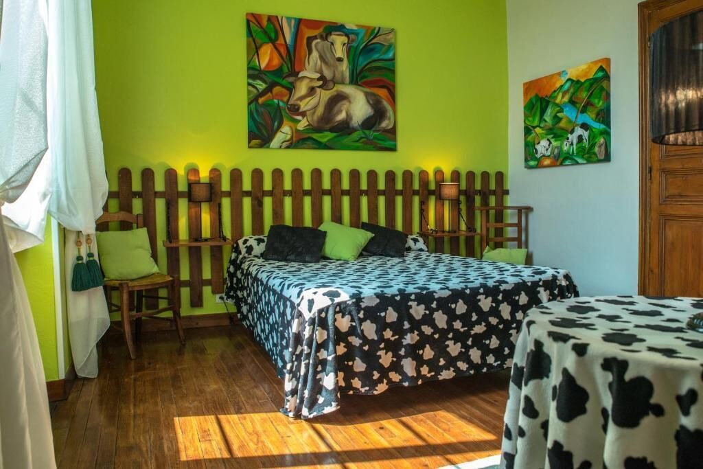 Photo of Others in Moux