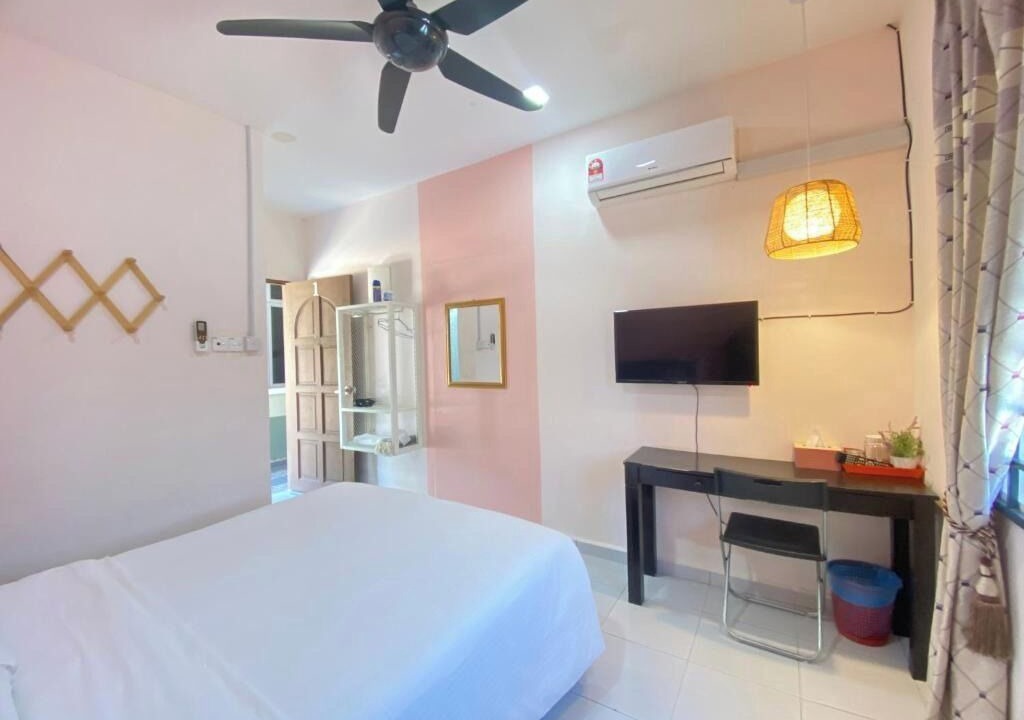 Photo of Bedroom in Kampong Raja