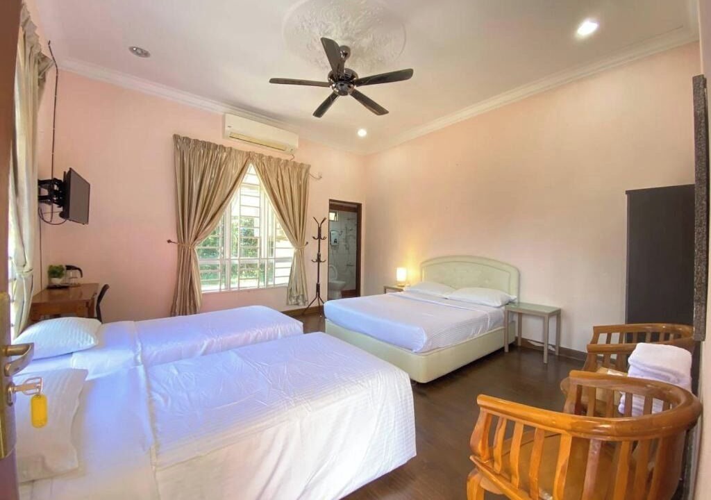 Photo of Bedroom in Kampong Raja
